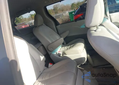 2011 Toyota Sienna Xle from USA, damaged, VIN 5TDDK3DC4BS004022